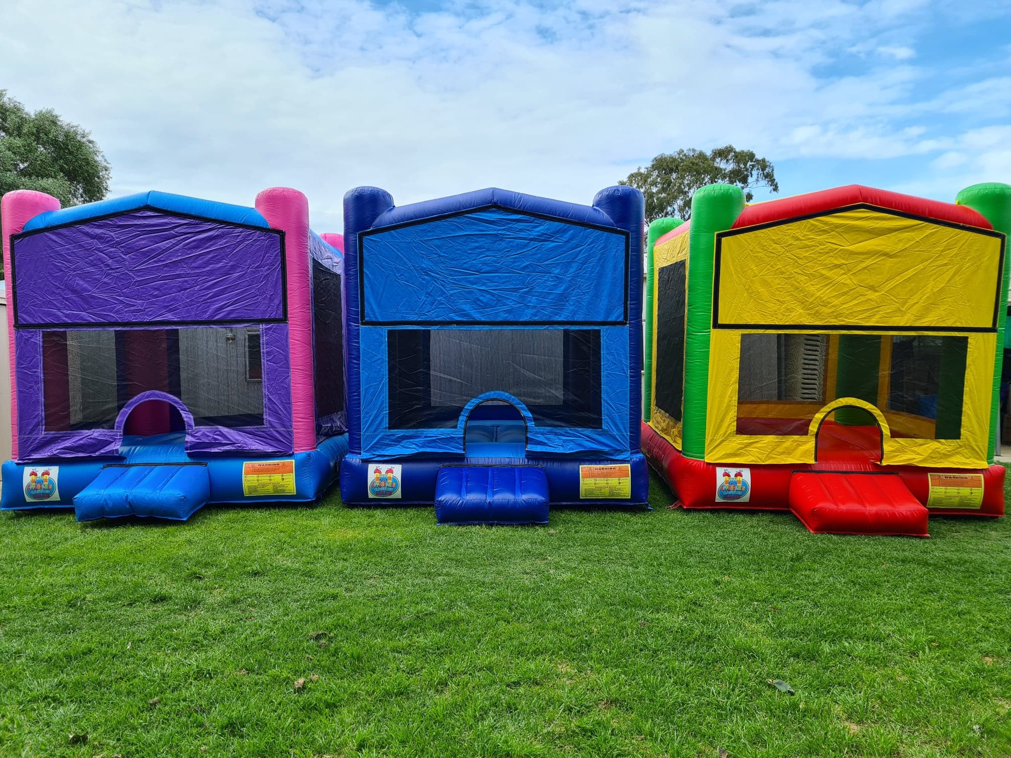 hire small jumping castle